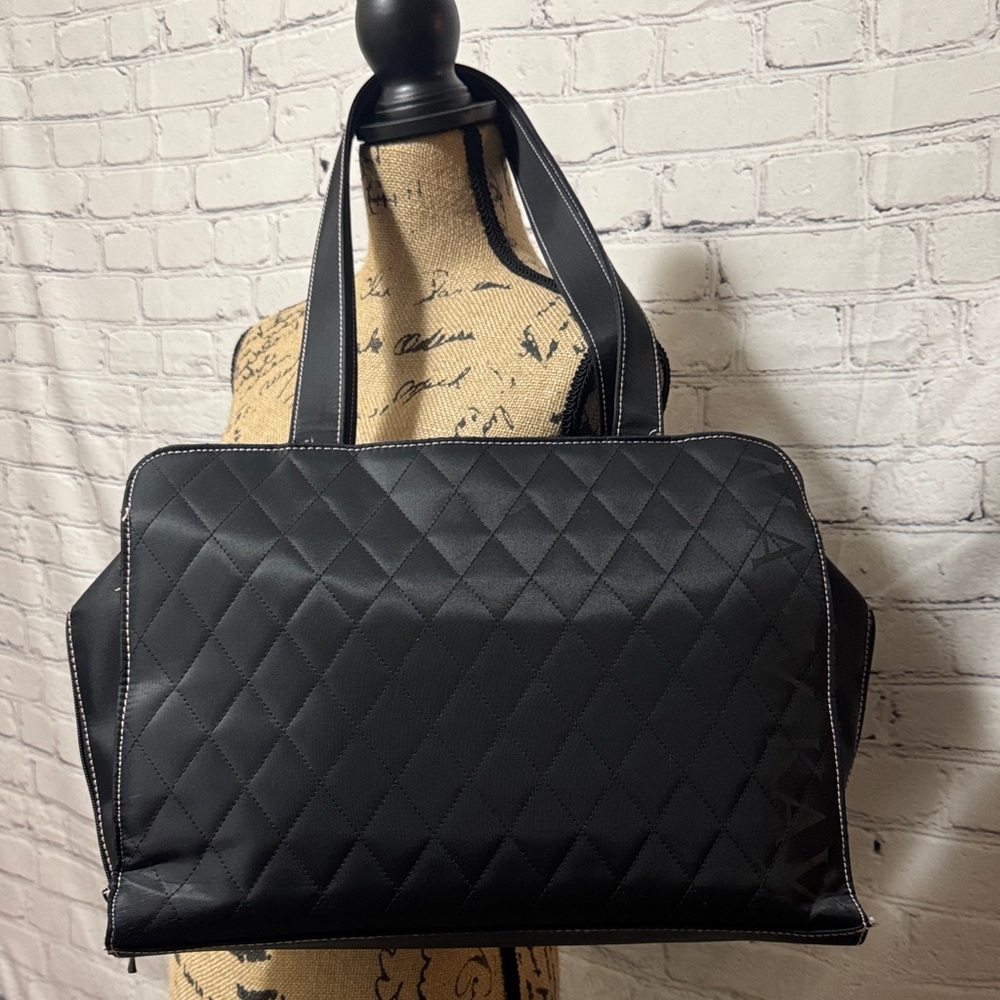 Mary Kay Black Quilted Zippered Accessory Bag